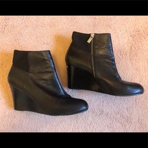 Micheal Kors Black Leather Ankle Boots Size 9.5